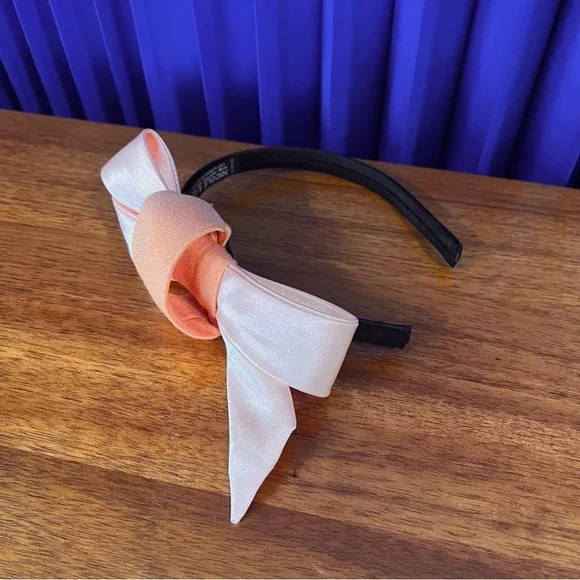 Anthropologie Cashmere Bow Headband Multi Bow Headband | Anthropologie main image 2